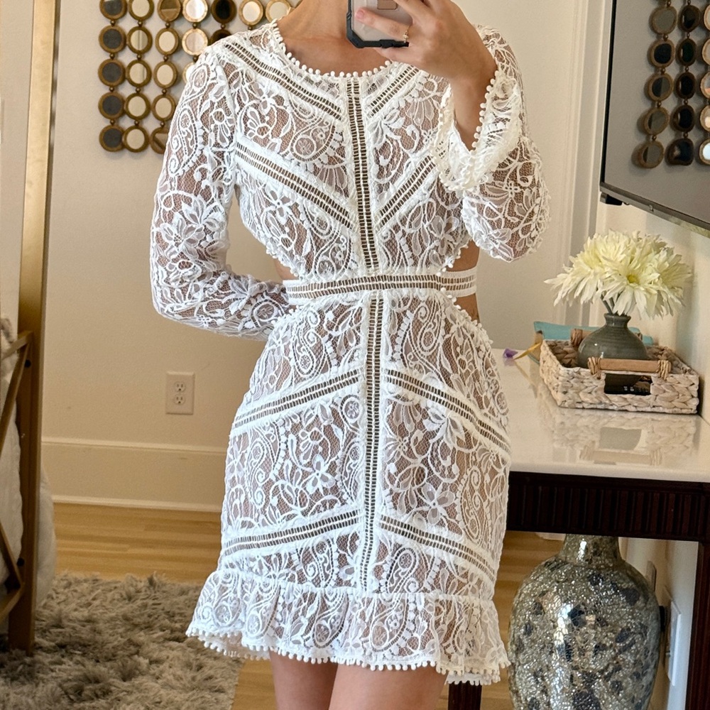 Elegant White Lace Dress
